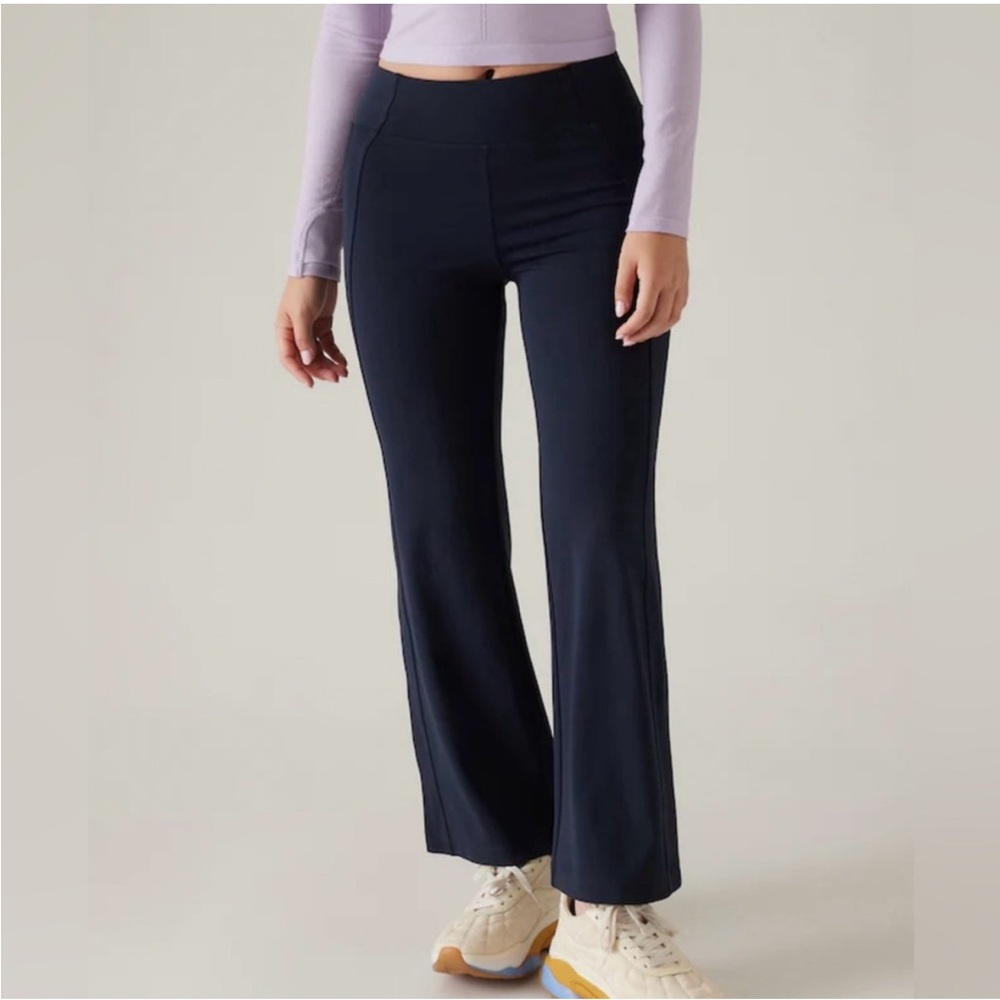 Athleta Blue Boot Cut Flare Pants High-Waisted Delancey skyline ankle Flare